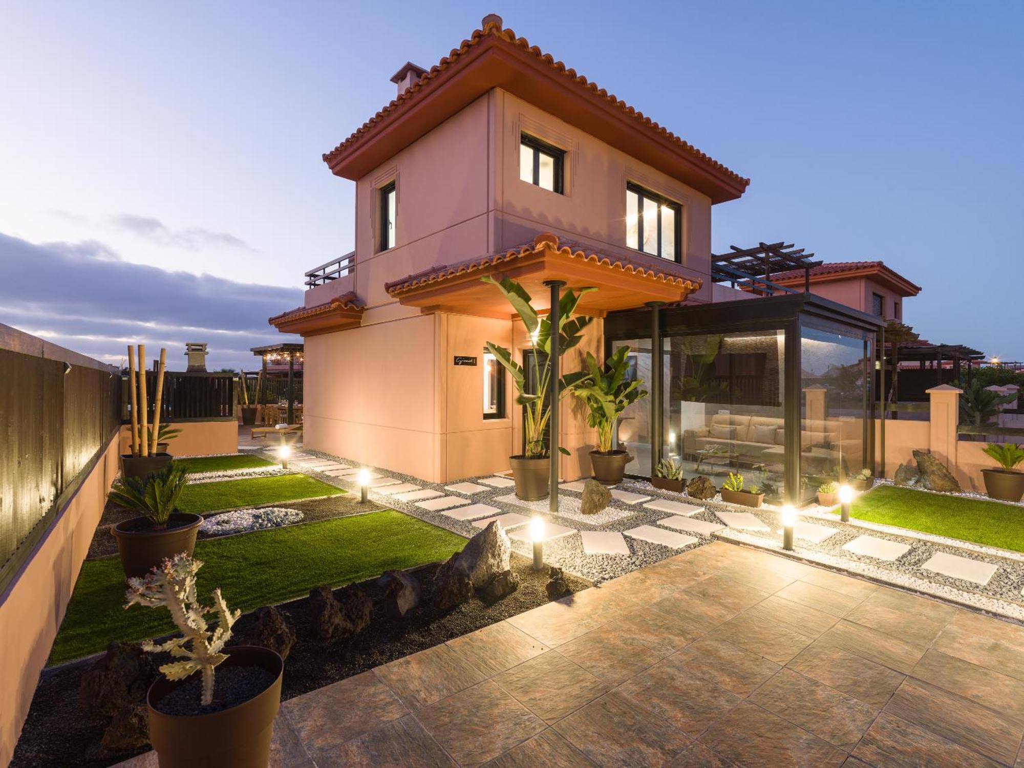 Giraud I - Luxurious Secluded Villa Next To The Sea Lajares Exterior foto